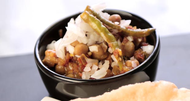 This Chole Chaat Is One Desi And Delightful Snack You May Add To Your Diet