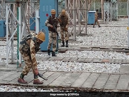 CISF Recruitment 2018: 447 कांस्टेबल पदों के लिए 10वीं पास भी कर सकते हैं आवेदन CISF Recruitment 2018: 447 कांस्टेबल पदों के लिए 10वीं पास भी कर सकते हैं आवेदन