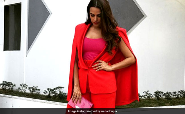 8 Times Bollywood Tried The Colour Blocking Trend