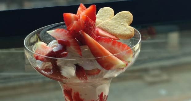 Strawberry Mess with Fruit Coulis