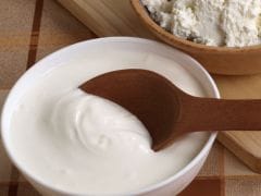 5 Ways To Use Curd As Part Of Your Beauty Routine