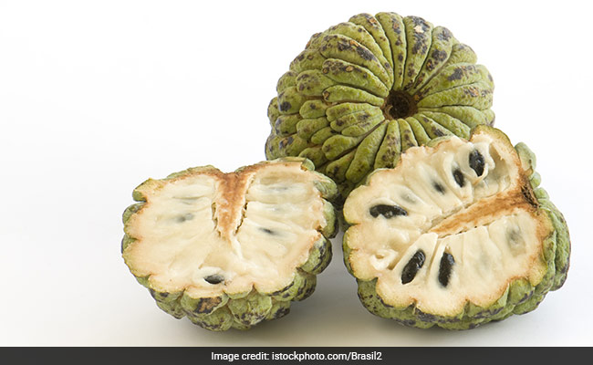 Know All About The Magical Properties Of Ramphal- A Fruit With Many Health Benefits