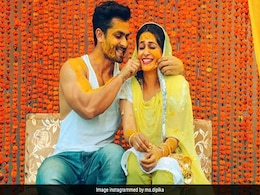 'ससुराल सिमर का' फेम दीपिका और शोएब की शादी की रस्में शुरू, देखें हल्दी सेरेमनी की Inside Photos 'ससुराल सिमर का' फेम दीपिका और शोएब की शादी की रस्में शुरू, देखें हल्दी सेरेमनी की Inside Photos