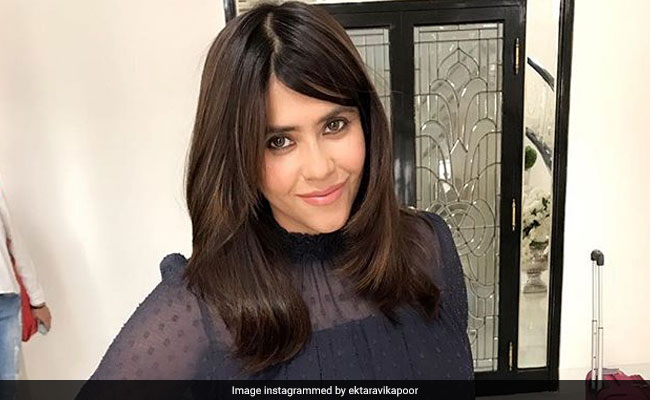 42 साल की एकता कपूर को आखिरकार मिल ही गया उनका Valentine, दिखाई फोटो