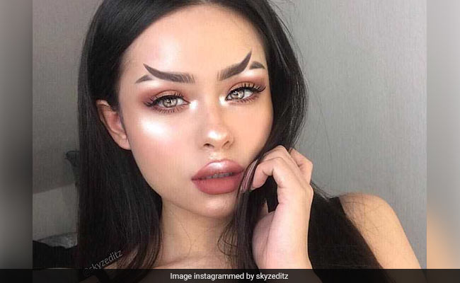 Brace Yourselves, The Fishtail Brow Trend Is Happening