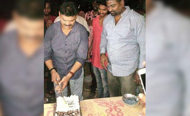 Cops Crash Party Of Gangster Who Cut Cake With Machete, Many Arrested