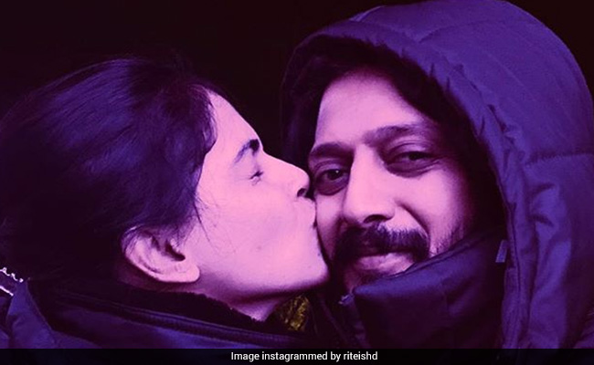 Is It Valentine's Day Already? Genelia And Riteish Deshmukh's Loving Posts Make Us Believe So