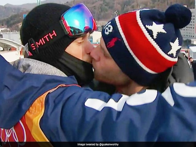 Pyeongchang 2018: Televised Gay Kiss Lights Up Winter Olympics