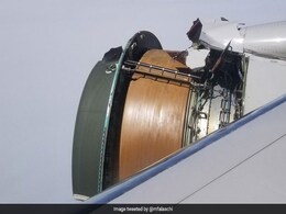 "Scariest Flight Of My Life": Plane's Engine Covering Ripped Apart "Scariest Flight Of My Life": Plane's Engine Covering Ripped Apart