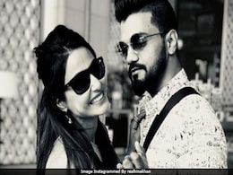 <i>Bigg Boss 11</i>'s Hina Khan And Boyfriend Rocky Are Holidaying In Sri Lanka <i>Bigg Boss 11</i>'s Hina Khan And Boyfriend Rocky Are Holidaying In Sri Lanka