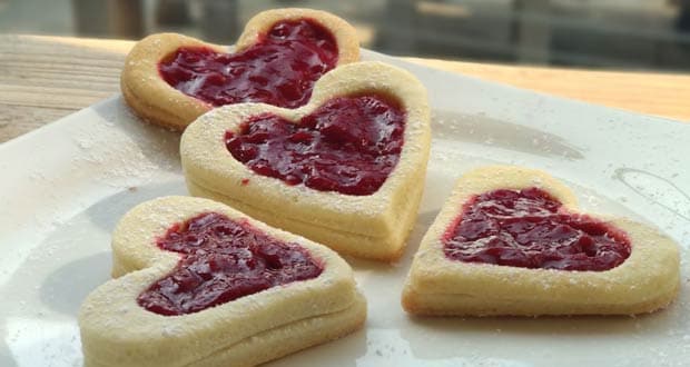 Strawberry Jam Shortbread Biscuit