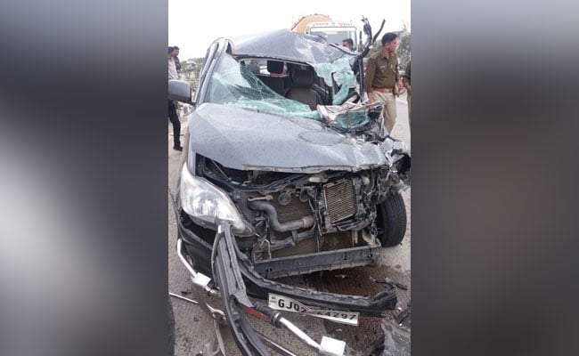 PM Narendra Modi's Wife Jashodaben Has Narrow Escape As Her Car Hits ...