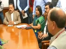 In Delhi Assault Case, Bureaucrats Take Protest To Centre: 10 Points In Delhi Assault Case, Bureaucrats Take Protest To Centre: 10 Points