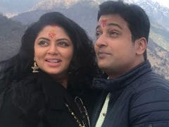 Inside Kavita Kaushik And Ronnit Biswas' Unique Wedding Anniversary Celebrations