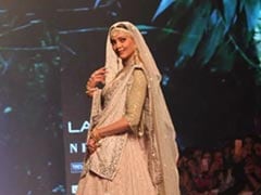 Lakme Fashion Week 2018: Sushmita Sen To Shahid And Mira Kapoor, Scene-Stealing Celeb Showstoppers