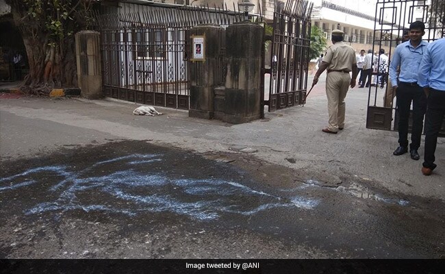 Man Attempts Suicide Outside Maharashtra Secretariat; Detained
