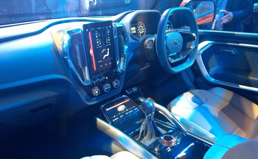 mahindra tuv stinger concept cabin