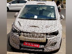 Mahindra U321 MPV Spy Shot Shows New Alloy Wheel Design