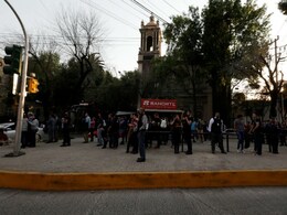 Powerful 7.2 Quake Hits Buildings In Mexico, Minor Damage Reported Powerful 7.2 Quake Hits Buildings In Mexico, Minor Damage Reported