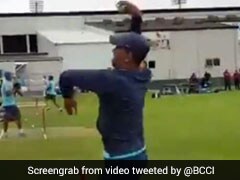 India vs South Africa: MS Dhoni Turns Leg-Spinner Ahead Of 5th ODI. Watch Video
