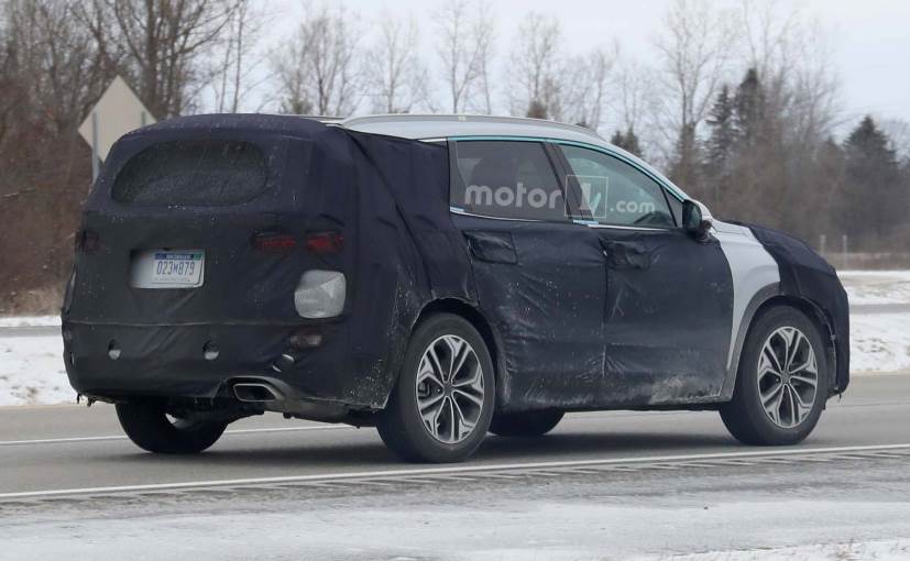 new hyundai santa fe rear