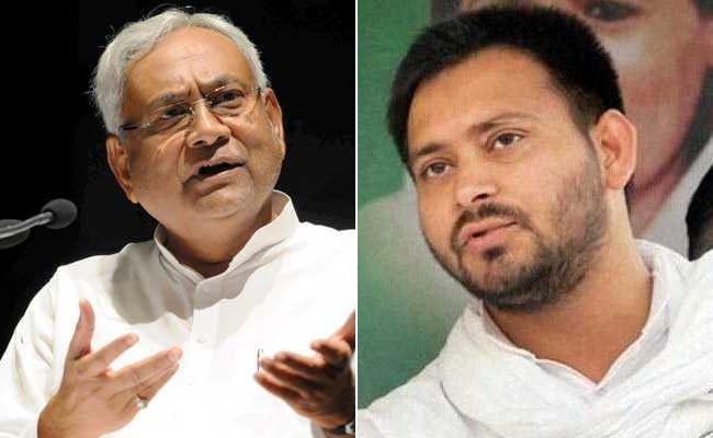 बिहार: जोड़तोड़ के खेल में भतीजे तेजस्वी पर कुछ इस तरह भारी पड़े चाचा नीतीश