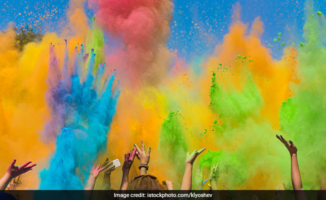 For Holi, Keep These 6 Beauty Tips In Mind. Your Skin And Hair Will Thank You
