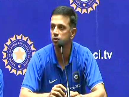 Didnt Go Inside Pakistan Dressing Room: Rahul Dravid Corrects Reporter