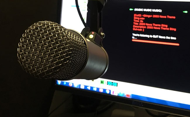 What Does Passion Sound Like? How Five Audiobook Actors Talk Sexy