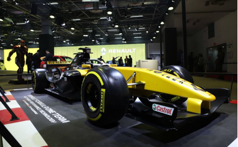 renault rs17 f1 car