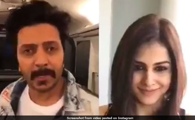 Riteish Deshmukh And Genelia D'Souza Acting Out Shah Rukh Khan And Kajol Scene Are Just Adorable