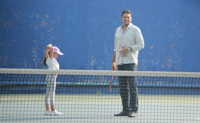 Photos: मम्मी लारा दत्ता नहीं पापा के नक्शेकदम पर चल रहीं बेटी सायरा, ये रहा सबूत