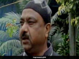 Suspended JDU Leader Joins Lalu Yadav's Party Before Araria By-Poll Suspended JDU Leader Joins Lalu Yadav's Party Before Araria By-Poll
