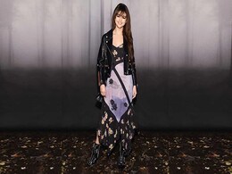 Selena Gomez's New Look At New York Fashion Week Has Left Us Speechless Selena Gomez's New Look At New York Fashion Week Has Left Us Speechless