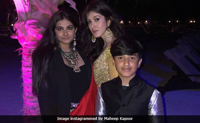 At Mohit Marwah's Wedding Festivities, Sridevi And Shanaya Rock The Party. Missing - Janhvi