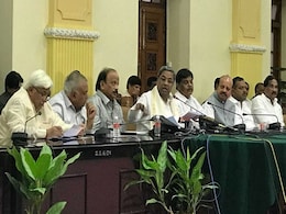 कर्नाटक : दस फीसदी कमीशन वाली सरकार के पीएम मोदी के बयान पर सिद्धारमैया का पलटवार कर्नाटक : दस फीसदी कमीशन वाली सरकार के पीएम मोदी के बयान पर सिद्धारमैया का पलटवार