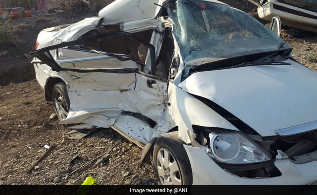 5 Killed, Seven Injured After Car Rams SUV In Maharashtra's Solapur District