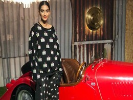 गौरी खान डिजाइन्स स्टूडियो पहुंची सोनम कपूर, कुछ यूं क्लिक कराई Photos गौरी खान डिजाइन्स स्टूडियो पहुंची सोनम कपूर, कुछ यूं क्लिक कराई Photos