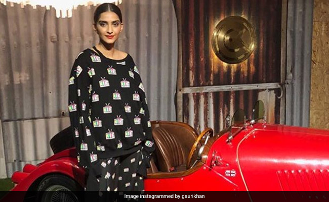 Even Sonam Kapoor Has Bad Outfit Days. This Was One Of Them