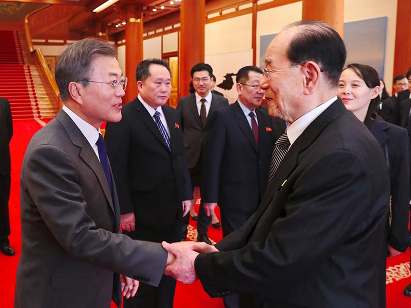 Winter Olympics 2018: IOC Hails Two Koreas' Handshakes At Opening Ceremony As 'Historic Moment' Winter Olympics 2018: IOC Hails Two Koreas' Handshakes At Opening Ceremony As 'Historic Moment'