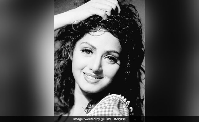 Sridevi: महानायिका को पैतृक गांव में स्कूली बच्चों ने कुछ यूं दी श्रद्धांजलि