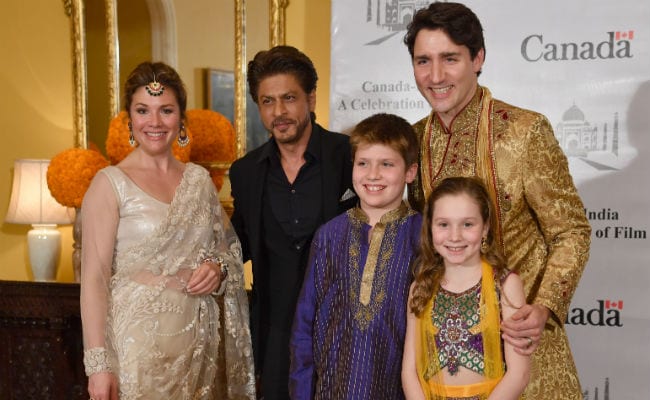 Shah Rukh Khan Meets Justin Trudeau And Family. See Pics