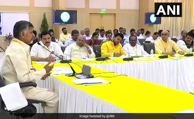 TDP के संसदीय बोर्ड की बैठक खत्म, कहा- NDA से अलग होने की बात नहीं, 4 दिन में सब सुलझ जाएगा