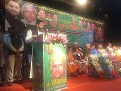 जनता के समक्ष तेजस्वी यादव का नया दांव- नीतीश तो बस 5 साल के लिए, मैं तो अभी 50 साल के लिए हूं