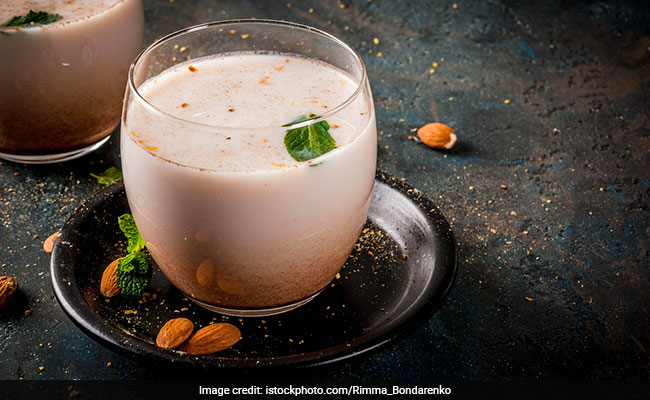 Holi Hai! Try A Glass of Chilled Thandai from These Unusual Places