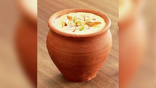 Thandai Lassi Recipe