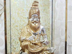 कर्नाटक : अवैध खनन के आरोपी विधायक ने राहुल को भेंट की सोने-चांदी से बनी मूर्ति, कीमत 60 लाख रुपये