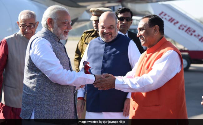 गरीब सवर्णों को 10 फीसदी आरक्षण देने वाला पहला राज्य बना गुजरात, आज से लागू