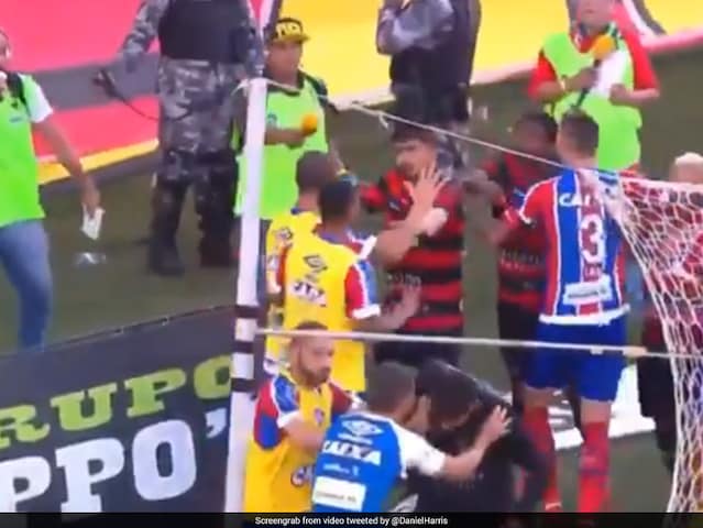 Violence Mars Brazilian Derby As Match Is Abandoned After 9 Red Cards