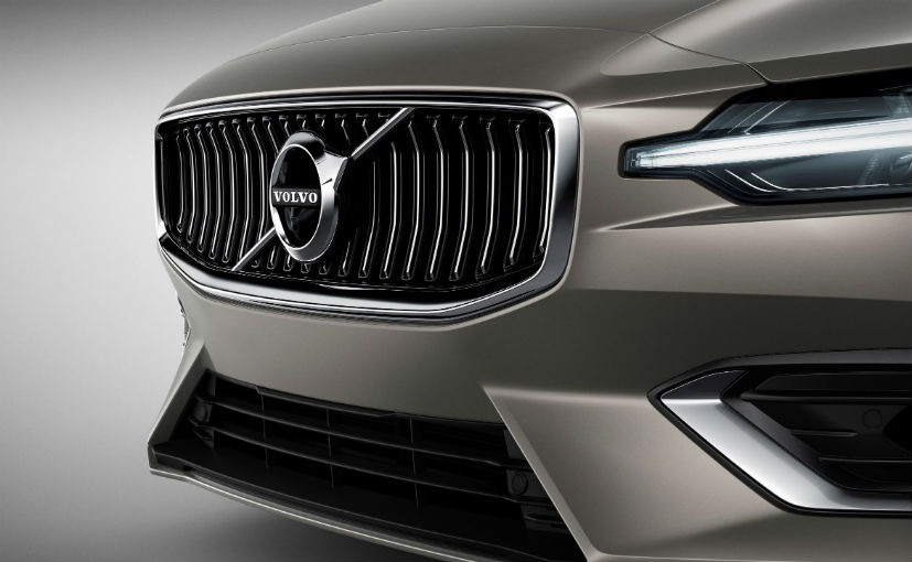 Daimler Open To Buying Small Stake In Volvo Cars